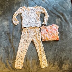 Carter’s Floral Kids Pajamas Set